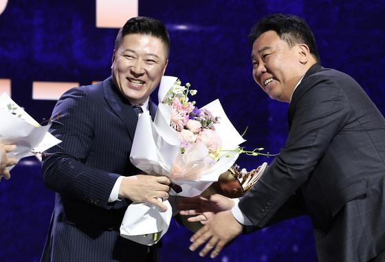 최형우·노경은·강민호…팔팔한 40대 '청춘', 최고령 기록 정조준