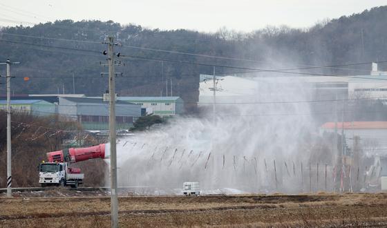 충남 보령 산란계 농장, 고병원성 AI 확진…"경미 증상도 신고해야"