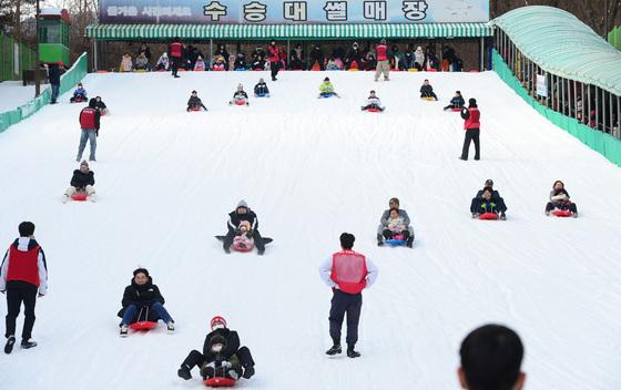 거창군 '수승대관광지 눈썰매장' 24일 개장