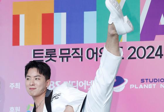 트로트 가수 나태주, 금감원 보이스피싱 피해 예방 홍보대사로