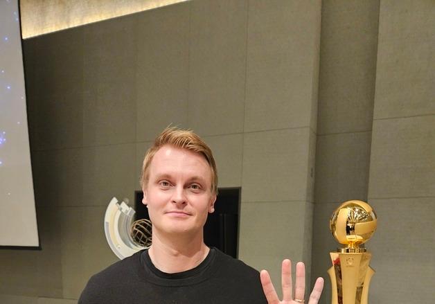 핀란드서 온 '배구 혁명가'…"미치지 않으면 바꿀 수 없다"