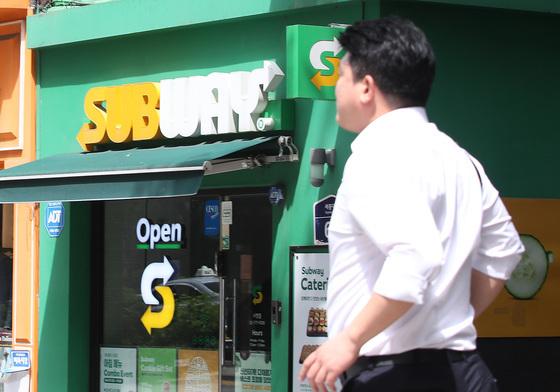 써브웨이, 샌드위치 가격 2.8% 인상…11개월 만에 또 올린다