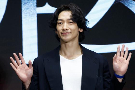 비. '2026 위버스콘' 헌정 무대 오른다…3차 라인업 공개