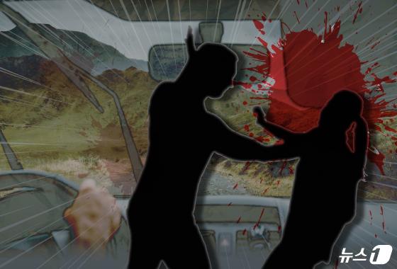 여행가방 속 구겨진 뷰티 인플루언서…전 남친이 국경 넘어 버렸다