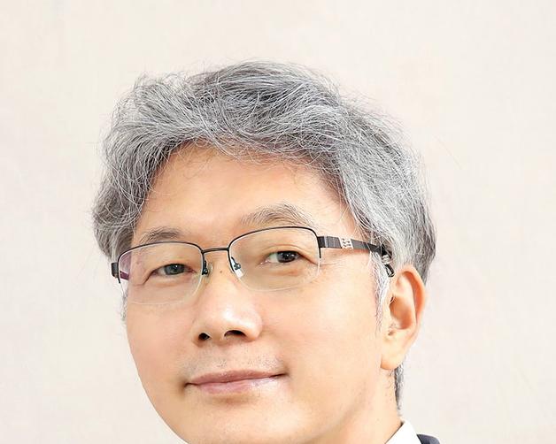 대학 순위 놀음에 춤추는 대학 총장과 언론