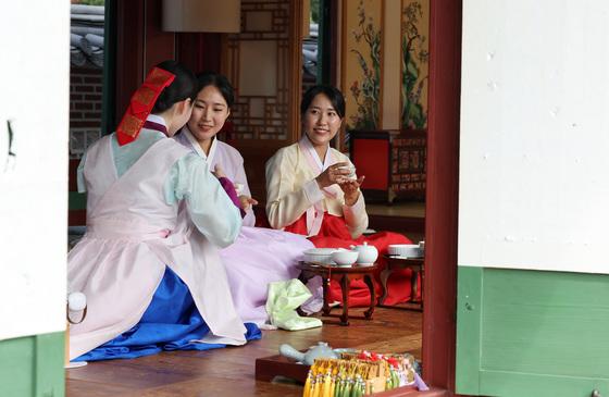 세종·문종 父子의 다과상 맛볼까…하반기 '경복궁 생과방' 열려