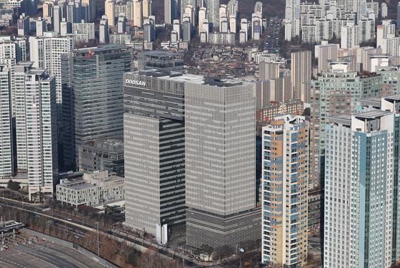 두산, 두산로보틱스 지분 일부 매각…SK실트론 인수 재원 '9477억' 확보