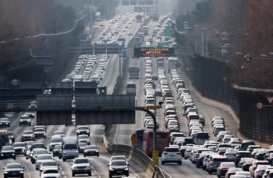 "믿고 맡겼다가 참변" 고속도로서 1년 새 ACC 사망자 5.5배 증가