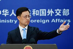 中 "한중관계 발전 추진 용의…한반도 문제 건설적 역할 할 것"