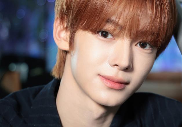 투어스 한진 "데뷔 전 매일 1시간씩 한국어 공부…지금도" ①