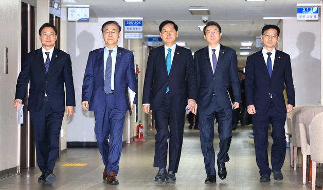 10·15 대책은 '시간 벌기용'…정부, 2단계 주택 공급 카드 준비