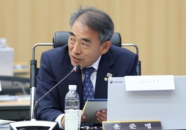 윤준병 의원 "섬 주민 이동권 보장…국가 운영하는 '공영항로' 지정"