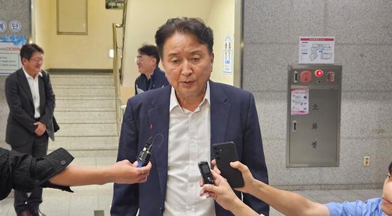 경찰, 21일 '돈봉투 수수 의혹' 김영환 충북지사 재소환