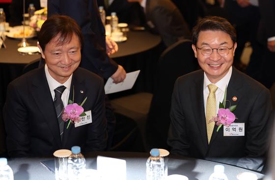 금융유관·공공기관 첫 공개 업무보고 받는 금융위…쏙 빠진 금감원, 왜?