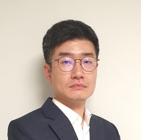 '캄보디아, 로맨스, 성공적'