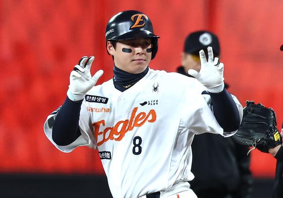 큰손 한화, 노시환 잔류 작전 시작됐다…'최소 150억 원' 장전