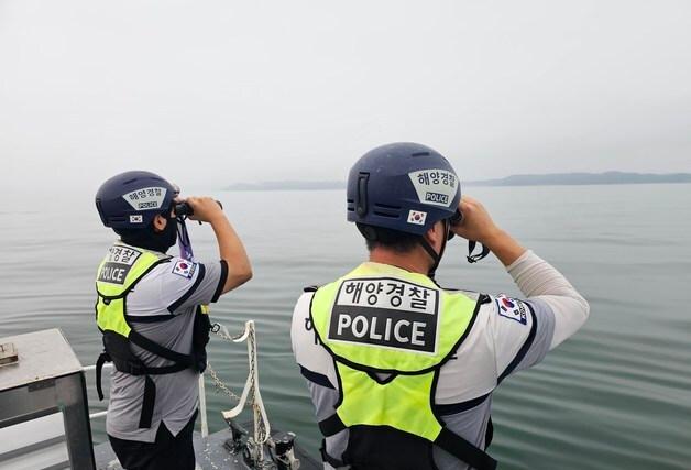 金총리, 태안 어선 전복사고에 "가용세력 총동원해 인명 구조" 긴급지시