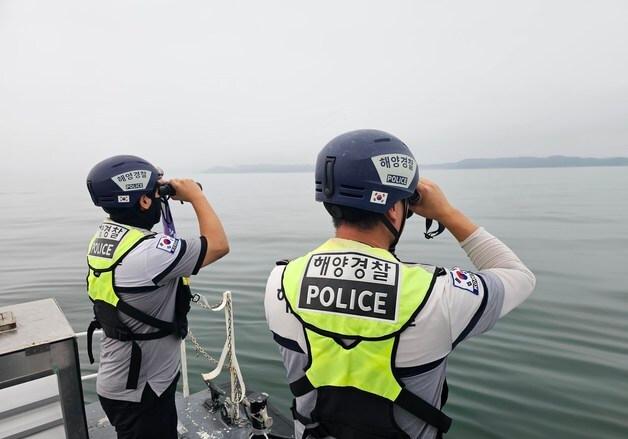 金총리, 태안 어선 전복사고에 "가용세력 총동원해 인명 구조" 긴급지시