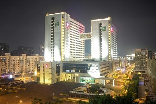 北, 평양종합병원 원장에 '정금철' 임명…첫 공식 확인