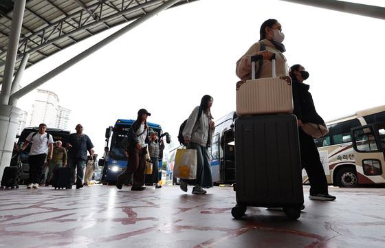 [뉴스1 PICK]긴 연휴 마치고 귀경길 오른 시민들…'일상으로의 준비'