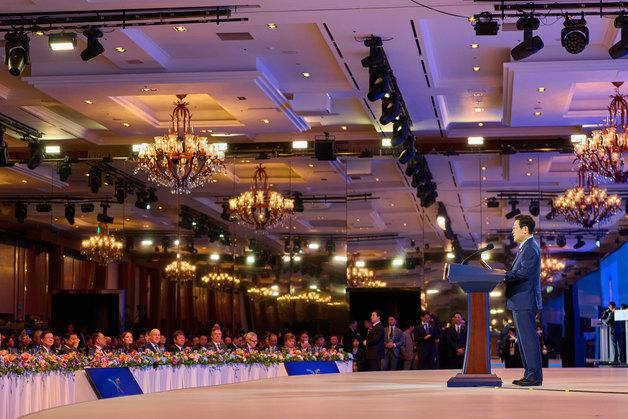 "여기가 트럼프가 잔 곳이래"…호텔들, 정상회의 '후광효과' 총력