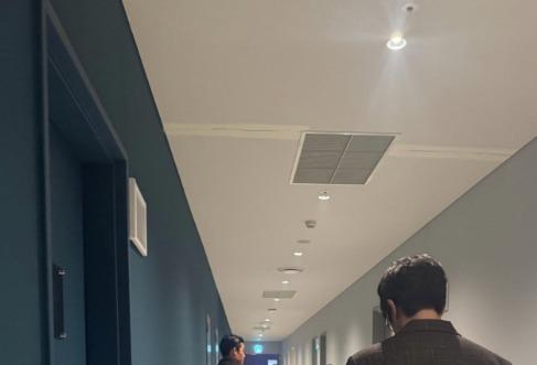 '매니저에 배신' 성시경 "악플 받다 이런 응원은 인생 처음…연말 공연 열 것"