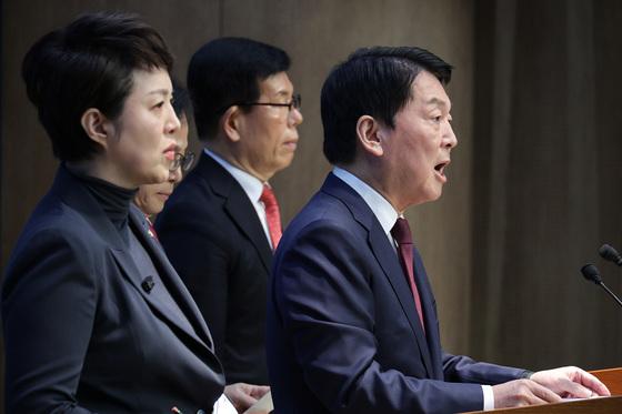 안철수 "李대통령, 대책은 고사하고 6개월 간 환율 언급 없어"