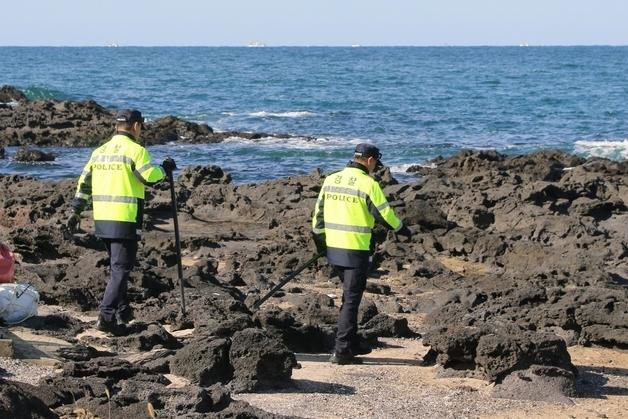 "바다에 뜨는 '茶포장 마약' 해류 따라 제주로 유입 가능성"