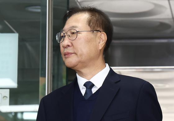 '김건희 수사 청탁 의혹' 박성재, 내란특검 출석…'묵묵부답'