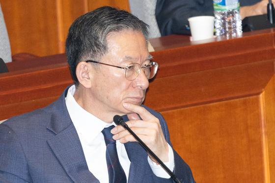 정성호, '대장동 후폭풍' 리더십 시험대…'검란' 딛고 개혁 완수할까