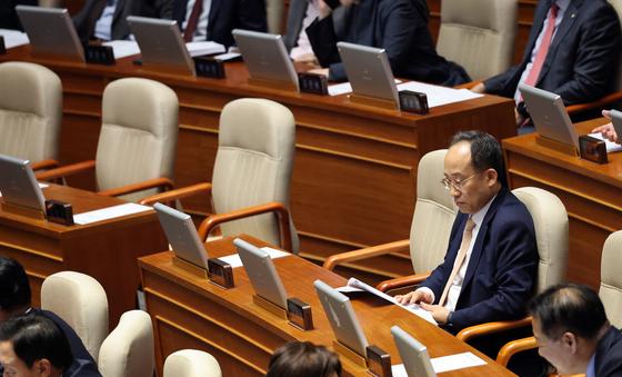 野 사법리스크…추경호 구속 기로에 '패스트트랙 1심' 뇌관