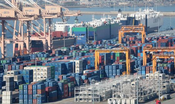 부실징후 대기업 6곳 늘었다…고금리 장기화, 재무구조 악화