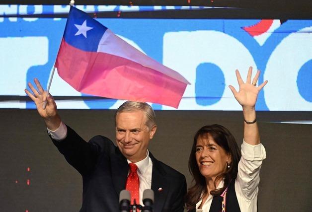 칠레 대선 '좌파 vs 극우' 12월 결선투표…'칠레 트럼프' 우위