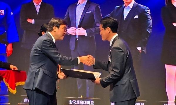 승마 송상욱 '체육발전유공 훈장' 수훈, 승마계 40년 만의 경사