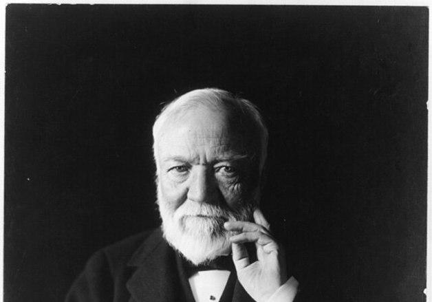 미국의 '철강왕' 앤드루 카네기 출생