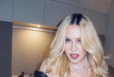 마돈나, 67세 나이 믿기지 않는 과감 노출 패션…글래머 몸매 과시 [N샷]