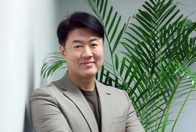 "옆집 형처럼 창업자가 의지하는 존재, 액셀러레이터 역할이죠"