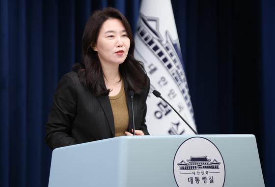 강유정 "강훈식, 김남국 눈물 쏙 빼게 경고한 것으로 알아"