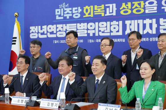 민주당 정년연장 청년TF 내달 3일 출범…단장에 모경종 의원