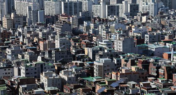 서울 빌라, 7년 새 85% 공급 축소…주거 사다리 '휘청'