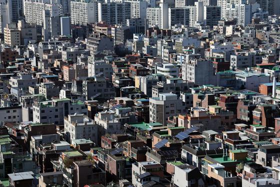 서울 빌라, 7년 새 85% 공급 축소…주거 사다리 '휘청'