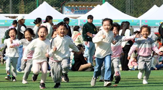 "어린이들 다 모여라"… 보은·영동서 가정의 달 행사 풍성