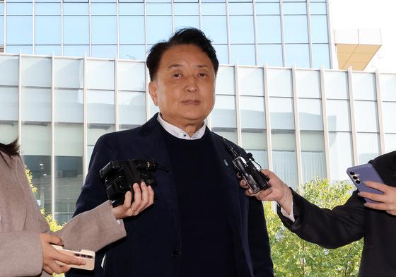 경찰, ‘돈 봉투 수수 의혹’ 김영환 충북지사 두번째 소환