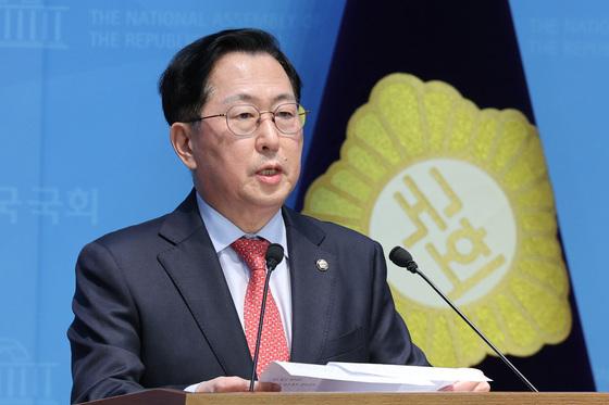 무기는 이제 '두뇌 싸움'...전장 트렌드 놓친 방산절차 손본다