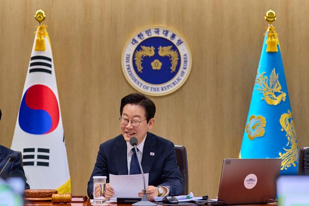 李 "정부 자산매각 전면 중단" 긴급지시…캠코, 공개입찰 올스톱