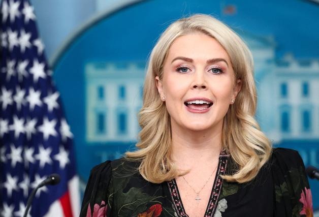 '트럼프 입' 백악관 대변인, 둘째 임신 깜짝 발표