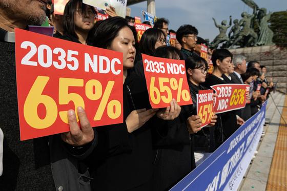 산업계·시민사회 모두 불만…2035년 NDC, 닻올린 기후부 시험대 올라