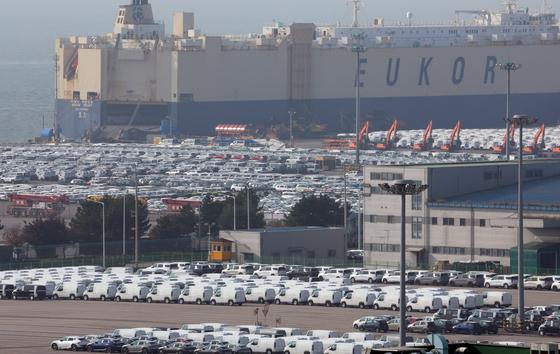 메모리반도체 내년 34% 성장한다는데…'팩트시트' 지연에 관세리스크 여전