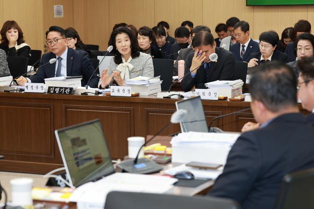 "사람 배려 없는 행감"…직원 사망에 충북교육청 참담한 슬픔