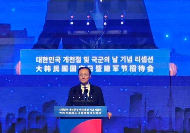 홍콩 매체 "면직된 '아시아통' 中외교차관 장관급 승진할 듯"